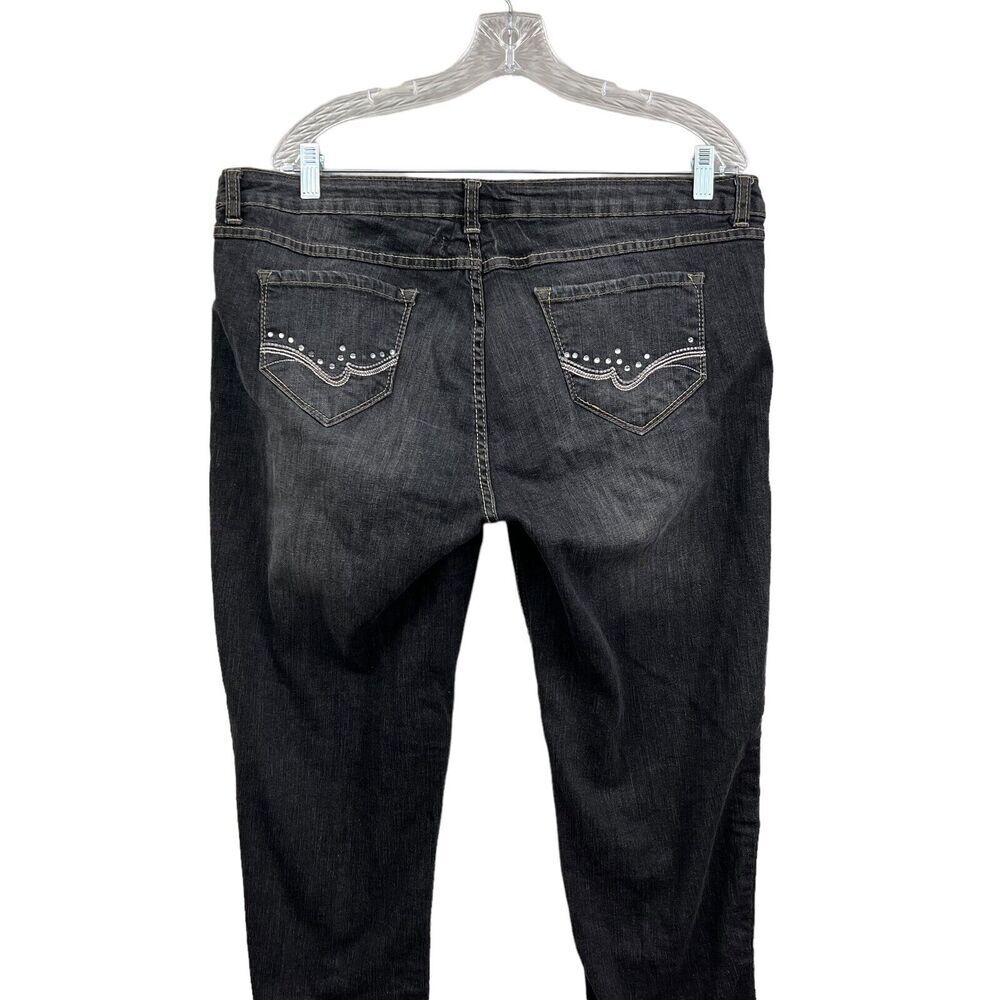 South Pole Jeans Stretch Tapered Leg Rhinestone Pockets Zip Fly Black Women 17* - Picture 6 of 6